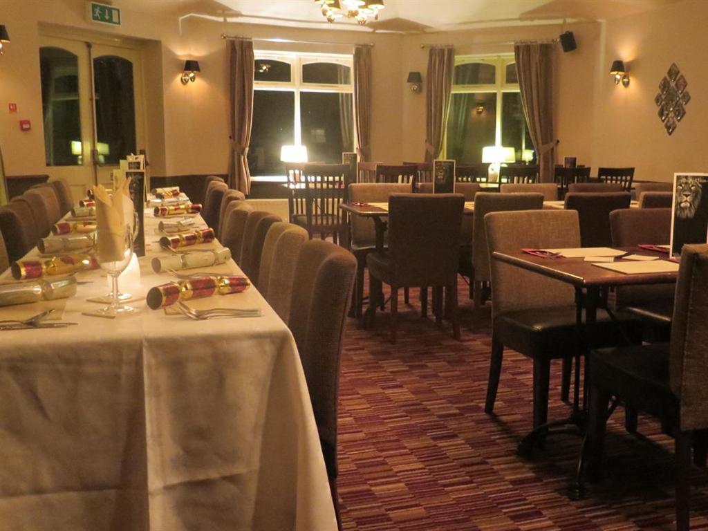 The Red Lion Hotell York Exteriör bild